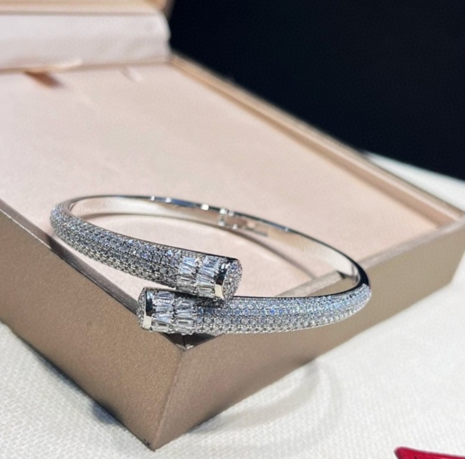 Cartier bracelet 01lyx53 (8)